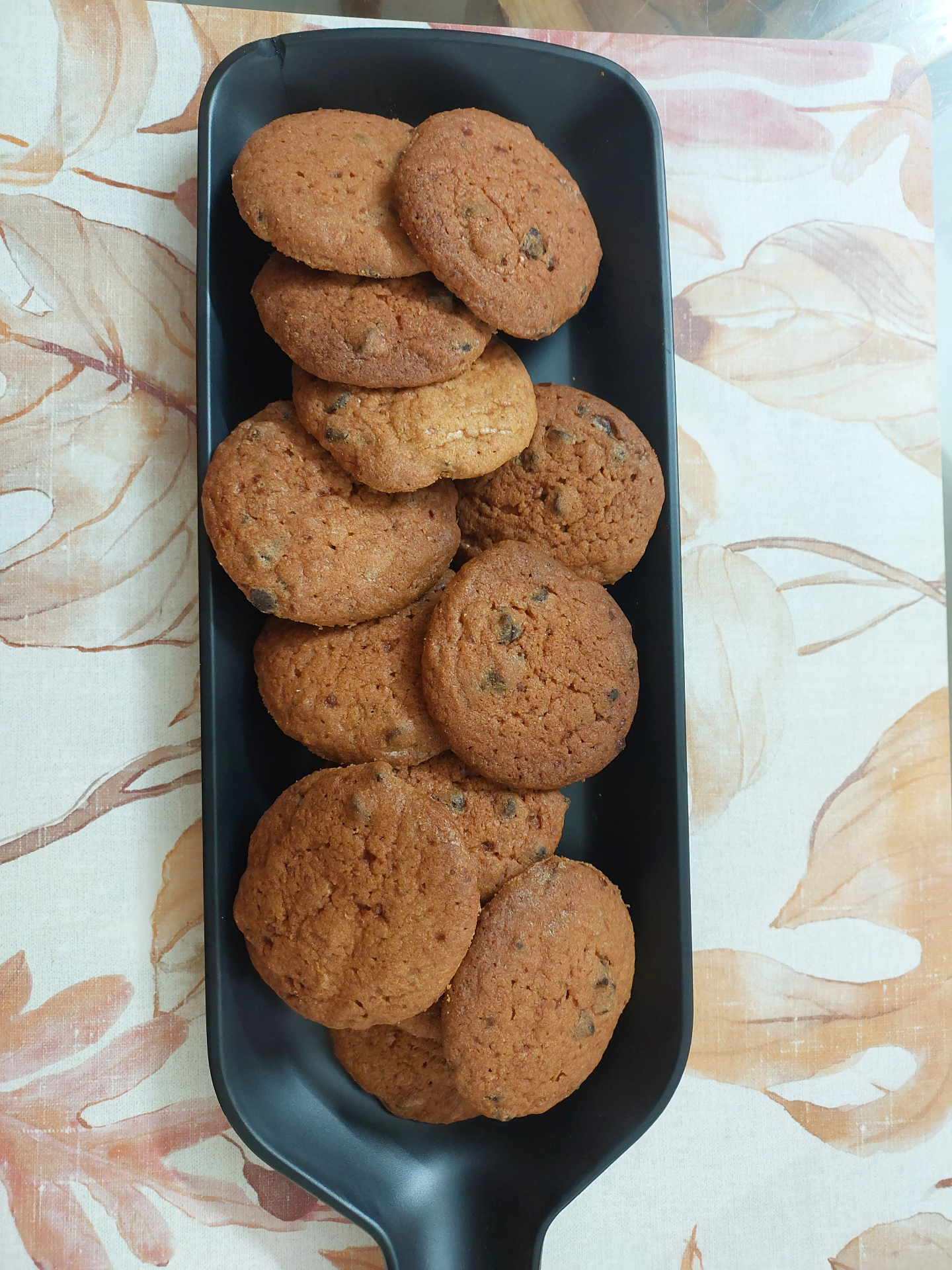 A tray of finished home-baked millet cookies
